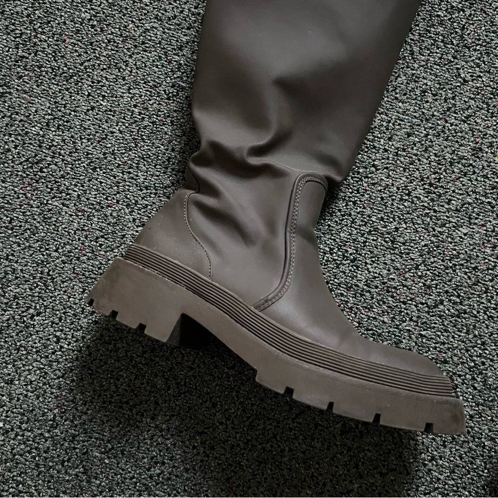ZARA Khaki Green Rubber Knee-High Chunky Low Platform Pull-On Rain Comfort Boots - Picture 14 of 16